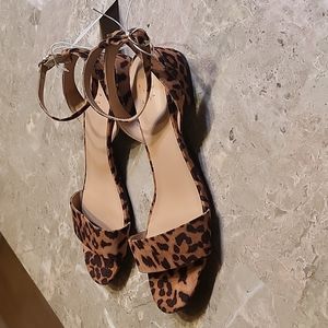 NWT leopard print flats